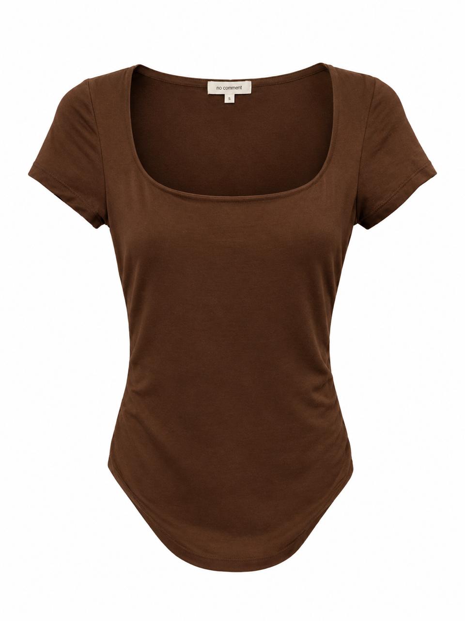 Blusa básica en color café