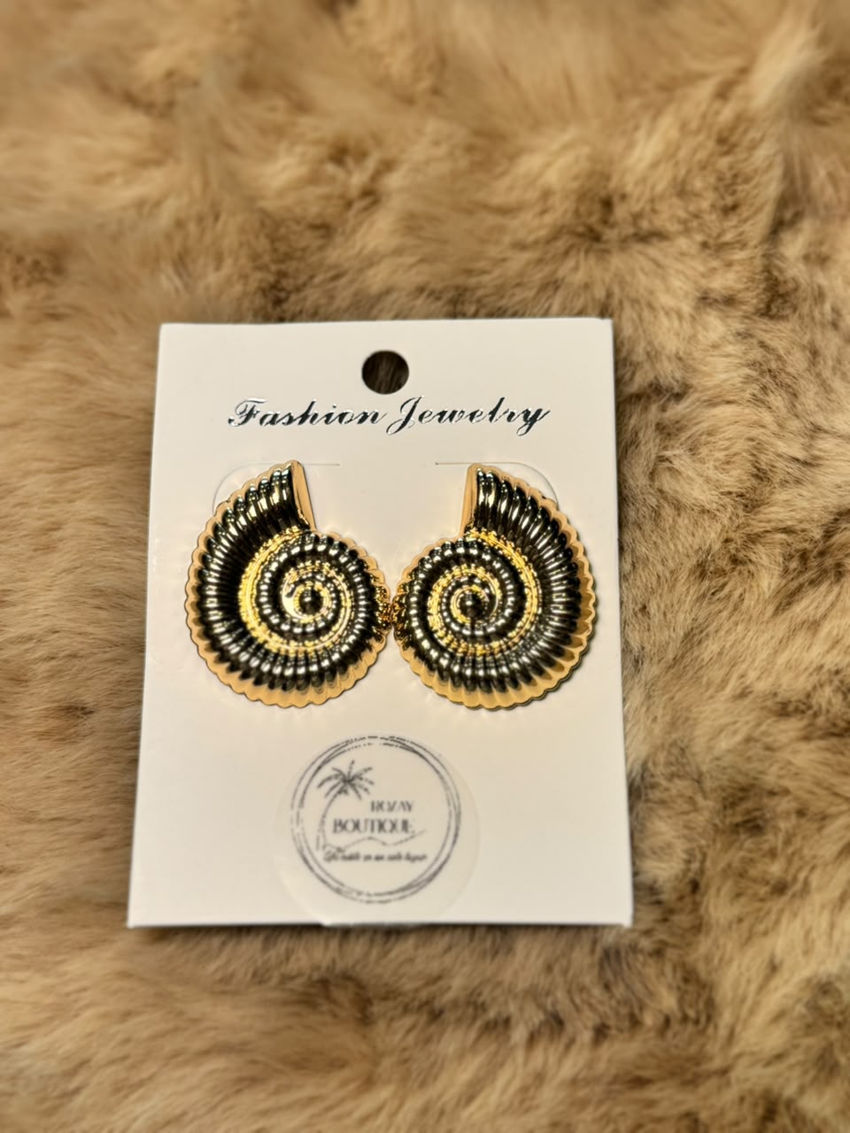 Aretes pegados de espiral dorados