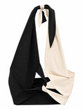Crop Top Bicolor Halter con diseño cruzado en beige con negro