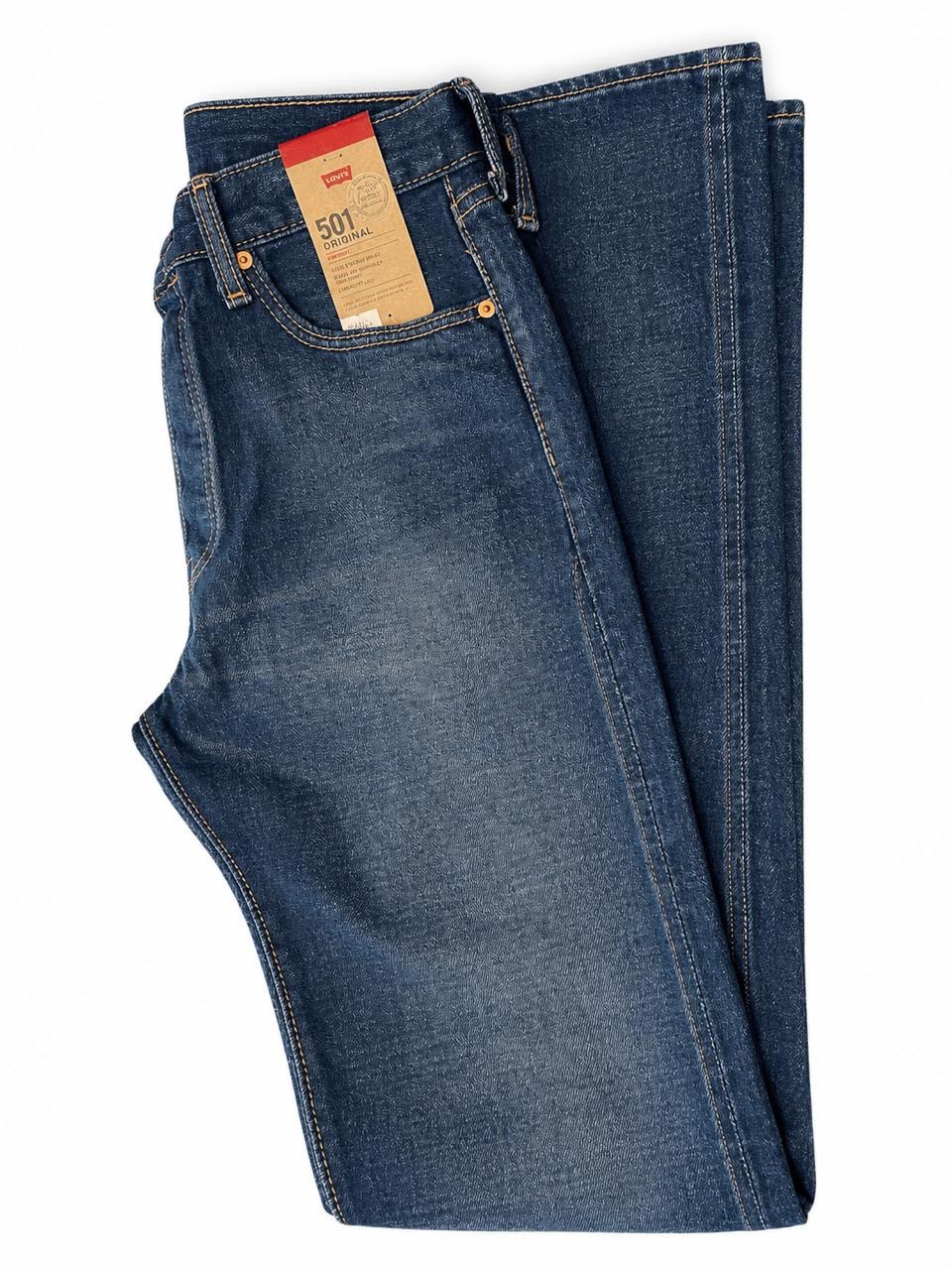 Jean Levis tono azul oscuro