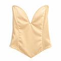 Top corsé strapless satinado en tono beige